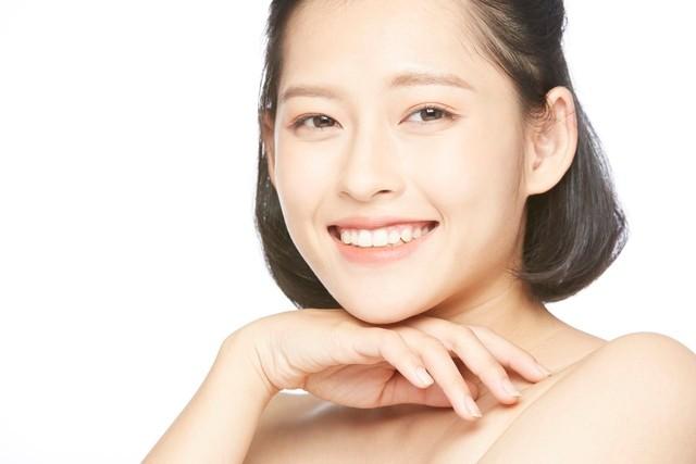我帮前妻搬家，她妹妹也来帮忙，趁前妻不在，她问我：你后悔了吗