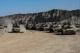 解放军陆海空远赴非洲，联合演习规模空前，南部非洲格局清晰可见图片