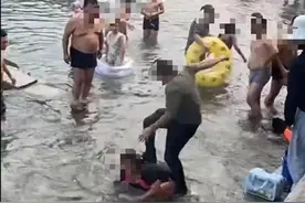 河南小南海景区发生打架事件，男子将女子头部按进水里，多方回应图片