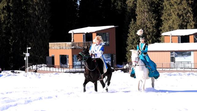 新疆旅游年卡 “你来玩我买单” 活动首站落地巩留