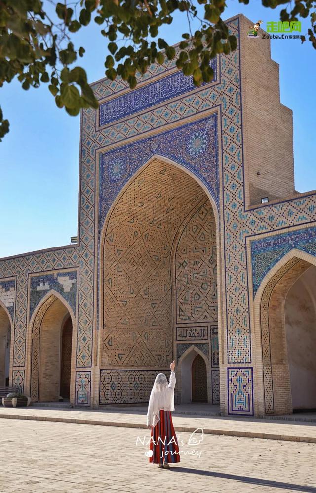 她走过80多个国家地区，穿着汉服去旅行，让华夏之美走向世界！