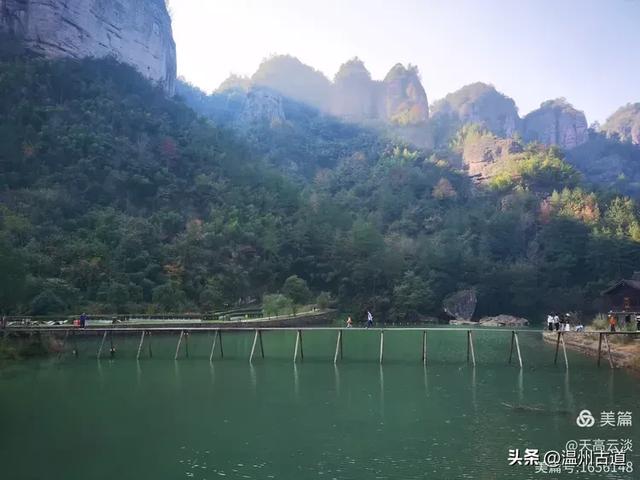 这处以丹霞地貌而闻名的名胜奇观,风光奇绝值得一去!