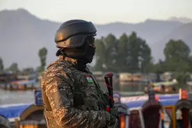 外媒：巴基斯坦已加强克什米尔印巴实控线沿线附近军事戒备图片