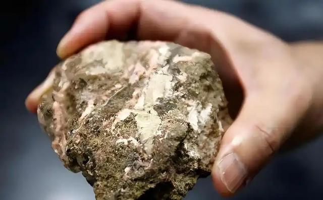 中美正式发文通知，一分不差地按时履行承诺，两国率先成为大输家