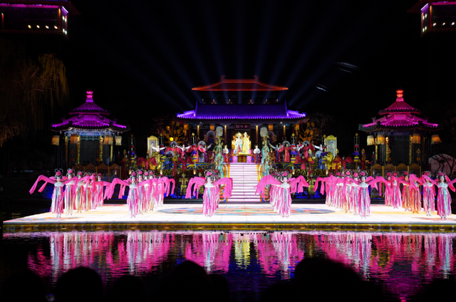 文旅发展直击一线丨华清宫荣获“2025微博陕西影响力卓越企业奖”