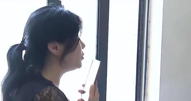 湖南一女子因长得太漂亮，55岁没上过一天班，颜值曝光后网友感慨