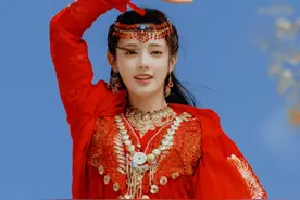 彭小苒的美貌和演技，一起留在《东宫》里了图片