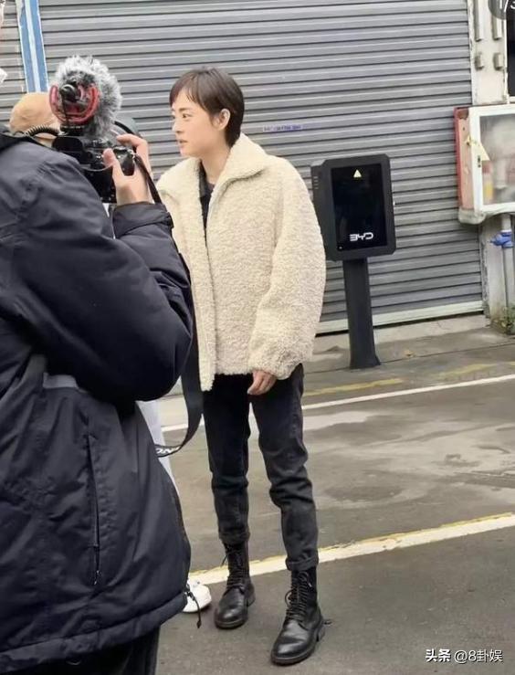 孙俪现实长什么样？看了路人镜头下的她，突然理解了邓超