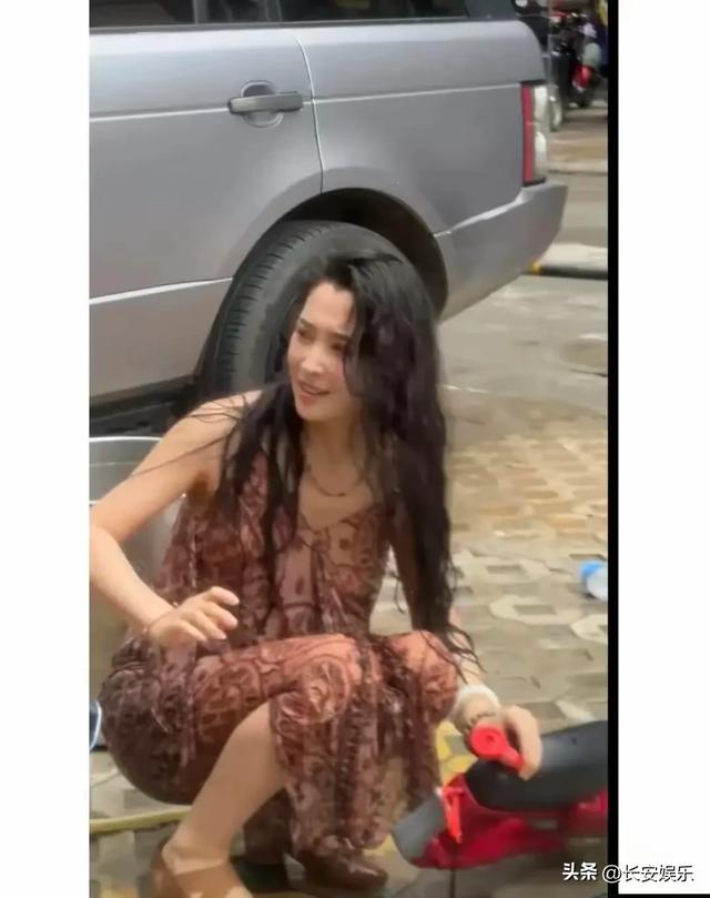 森林北泼水节生图，没了滤镜后，就是普通人，没有说的那么漂亮