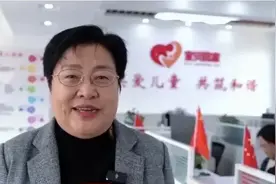 张宝艳：用爱铺就“宝贝回家”之路图片