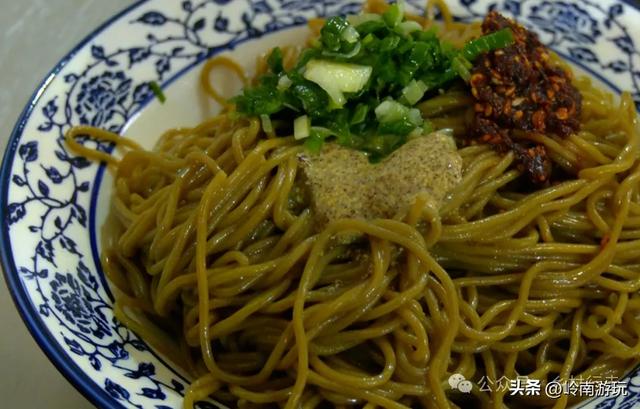 蓝田东曹村有条油画路,会将你带进七八十年代,适合秋冬拍照打卡