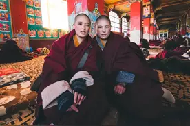 走进世界最大的尼姑庵，2万女性在此修行，被称为“藏地女儿国”图片