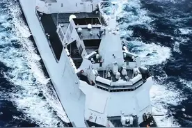 055型驱逐舰，长180米，宽20！112个发射单元，携高超音速导弹！图片