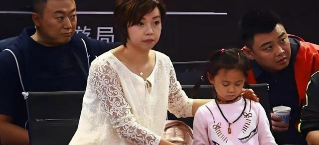 徐威也没想到！张怡宁13岁女儿徐俏俏，如今成了两口子最大的骄傲