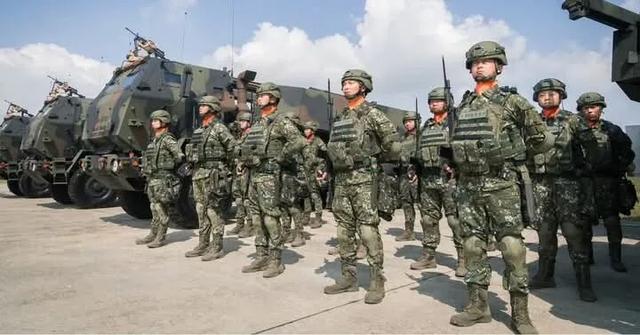 台军叫嚣用“海马斯”打击福建空军指挥所，根除祸患须先发制人