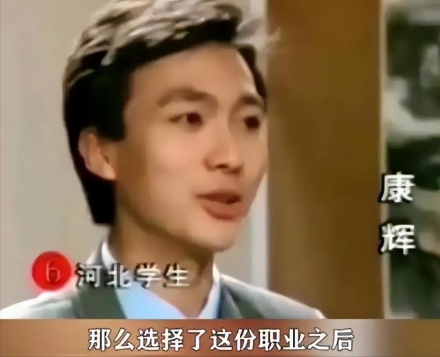 康辉哽咽，撒贝宁落泪，朱迅痛哭他们一生再优秀也对不起父母！