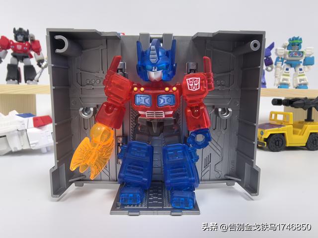 端盒“布鲁可积木人”变形金刚星辰版第5弹白刃破晓，12人物展示
