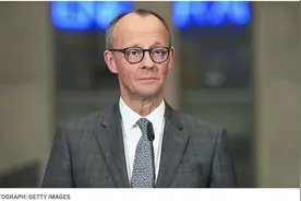 默茨：不惜一切代价加强国防图片