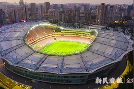定了，明年超级杯就在虹口足球场！图片