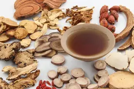 一个中成药，把堵在喉咙里的结节、息肉全扫除图片