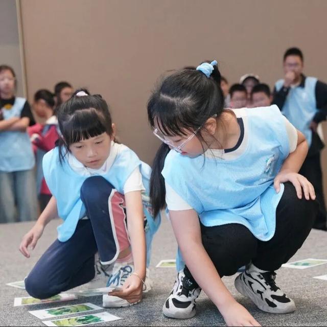 “蓉城小科学家”酷玩通威太阳能，绿色能源探秘high翻天！