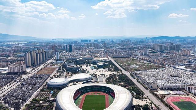 云南省下一个“昆明”，不是红河也不是玉溪，而是这座低调的城市