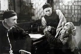 周扒皮形象饱受争议，周家后人愤而发难，到底谁对谁错？图片