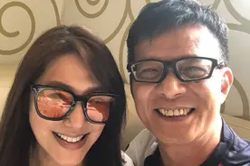 黄日华否认将与关宝慧再婚 澄清称两人只是十多年好友图片