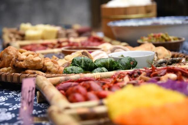 仫佬族最盛大的节日！广西罗城邀你这个周末来过依饭节咯~