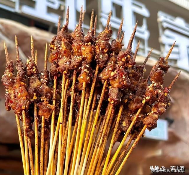 自驾营地：云南昭通市免费床车房车自驾露营地停车场主要景点美食