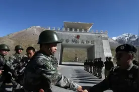 1965年巴铁面临灭国之危，关键时刻中国出手，伟人用一招力挽狂澜图片