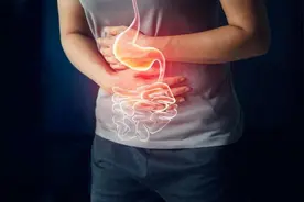 医生：一旦患上肠胃炎，这3件事千万不要做，否则可能加重病情！图片