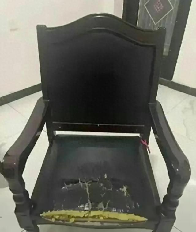 妇女主任正面高清照曝光,这也太会打扮了,难怪村书记会沦陷