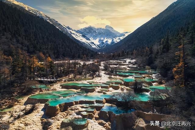 阿坝通高铁了？半天成都到九寨黄龙，终于不再是梦