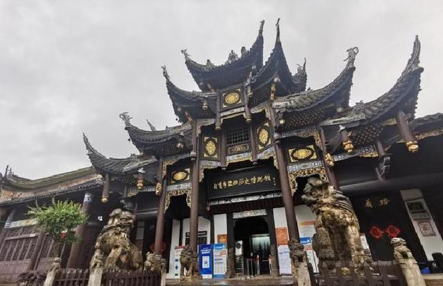 四川最“咸”的城市？因盐得名却靠恐龙出圈？这座川南小城太会玩