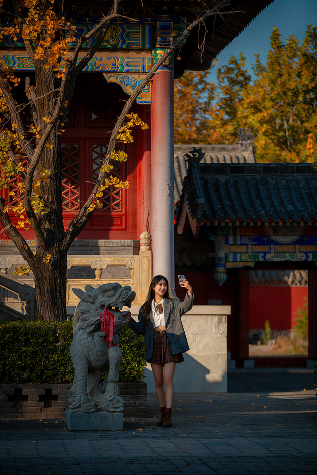 抓住秋天的尾巴 | 台儿庄古城秋色打卡指南，附私藏机位！