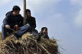 2020年，我国男性比女性多3502万，5年过去了，差距令人意外图片