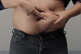 脾虚肚子大，两个中成药减肥化湿，双管齐下图片