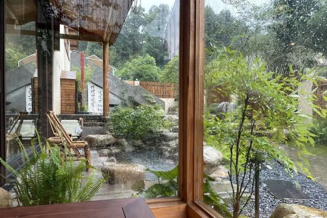 明月山躺平指南：在民宿里感受怦然心动！