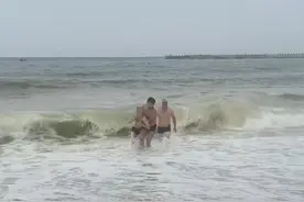 沈阳大哥救人后说“要谢就谢任贤齐吧”，任贤齐点赞并邀请他观看演唱会，沈阳大哥最新回应图片