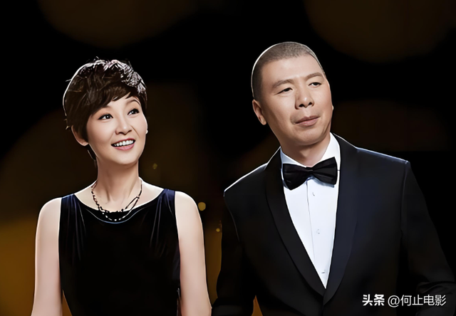 演都不演了！58岁徐帆刚回应完离婚的传闻，恶心的一幕就出现了