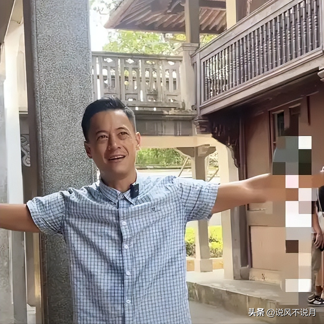 蒋介石曾孙告别台湾，宣告扎根大陆认祖归宗，还参观了南京总统府