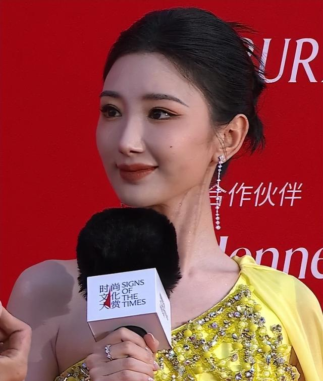 北京这晚：刘涛面相变了，倪妮风情万种，高叶堪称熟女界的天花板