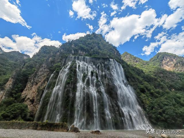不花1分钱！兴山高岚大瀑布，80米飞天水幕承包你的夏日震撼