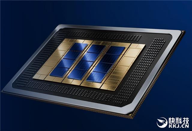 Intel公开新一代至强6+：18A工艺成就288核心、864MB海量缓存