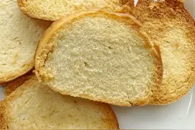 是我孤陋寡闻了，多吃烤馒头片居然有这么大的好处图片