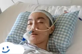 点读机女孩高君雨发烧不退再进ICU，却遭网友晒截图质疑造假？图片