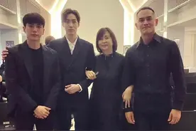 手挽前夫、搭档和现任，后妈和Aff的男人们图片