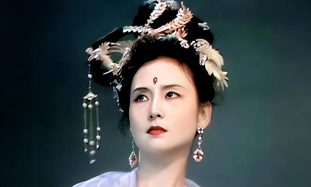 她一生只拍一部戏，却让人为她痴迷几十年，如今65岁却仍如少女