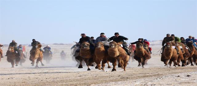 内蒙古正蓝旗：群众文化那达慕冬季村晚盛大举行
